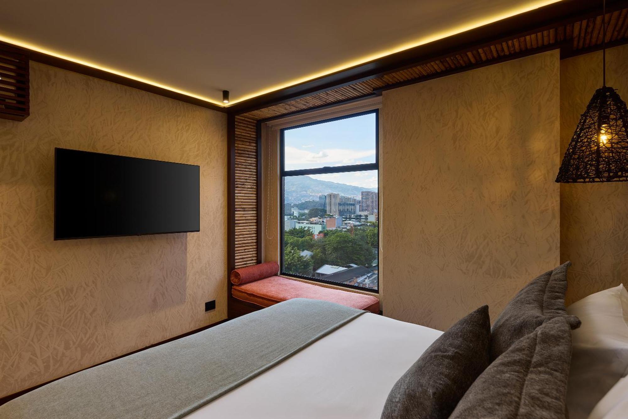 Golden Valley Hotel Medellín Eksteriør billede