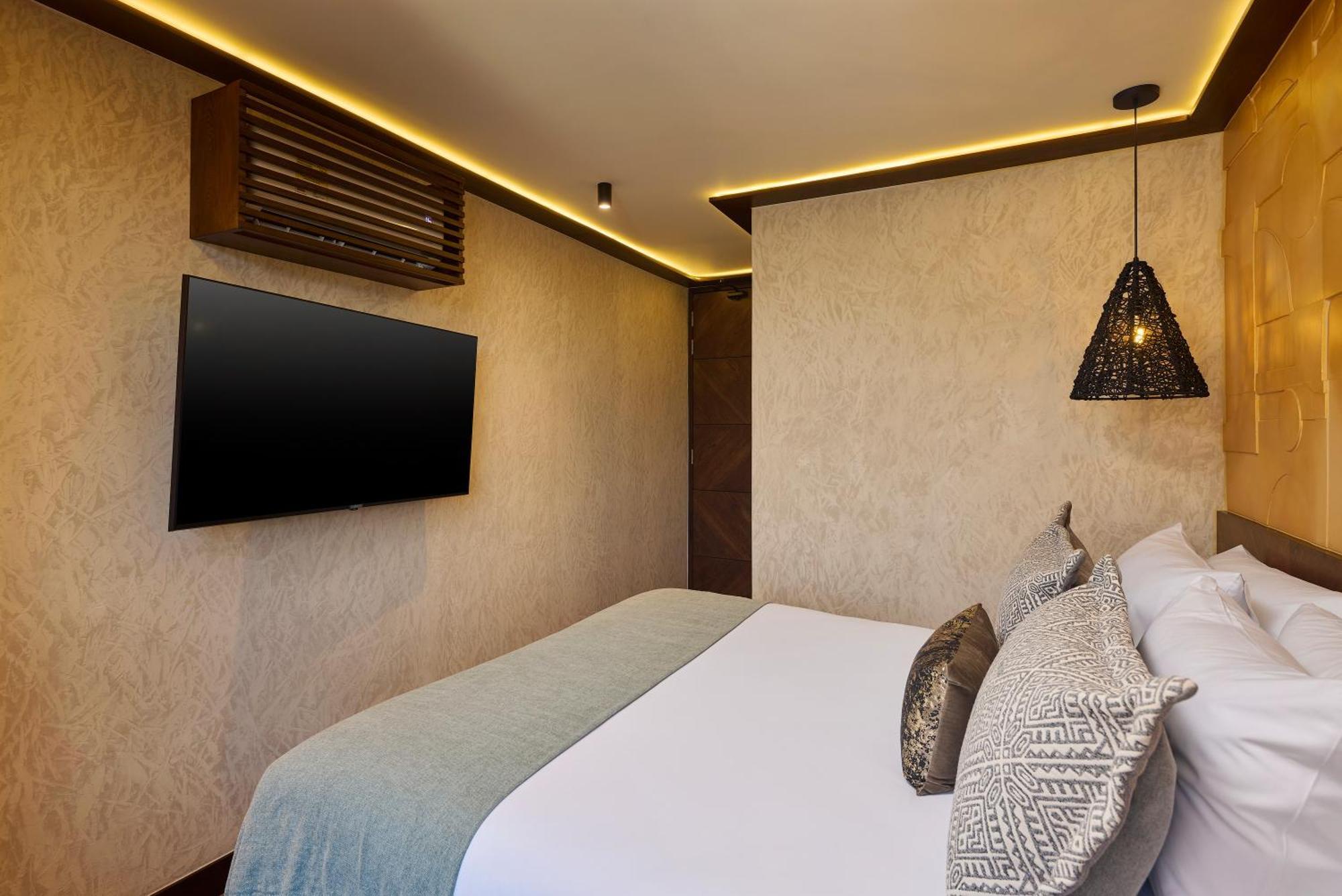 Golden Valley Hotel Medellín Eksteriør billede